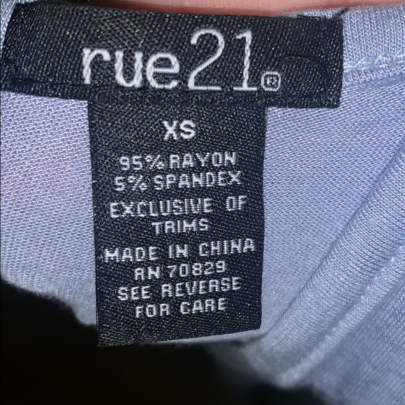 Dress - Picture 3 of 3